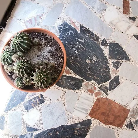 Pinarina Nocleg ze śniadaniem 3*