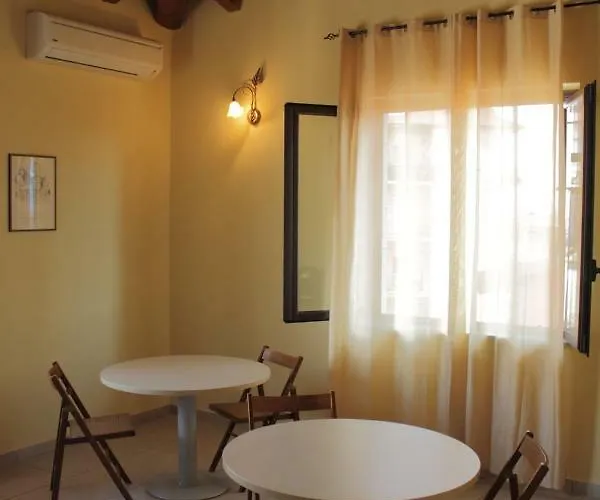 Pinarina Alojamento de Acomodação e Pequeno-almoço Lamezia Terme